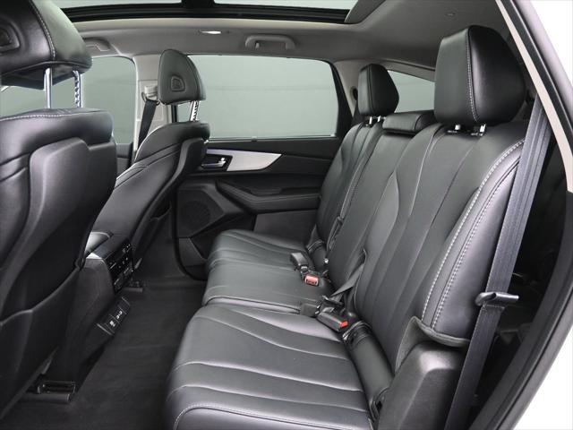 used 2024 Acura MDX car, priced at $46,300