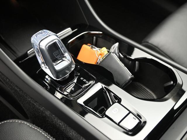 used 2023 Volvo XC40 car, priced at $31,200