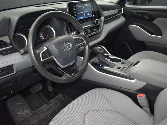 used 2022 Toyota Highlander car, priced at $32,000