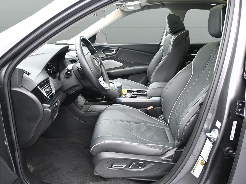 used 2025 Acura RDX car, priced at $44,800