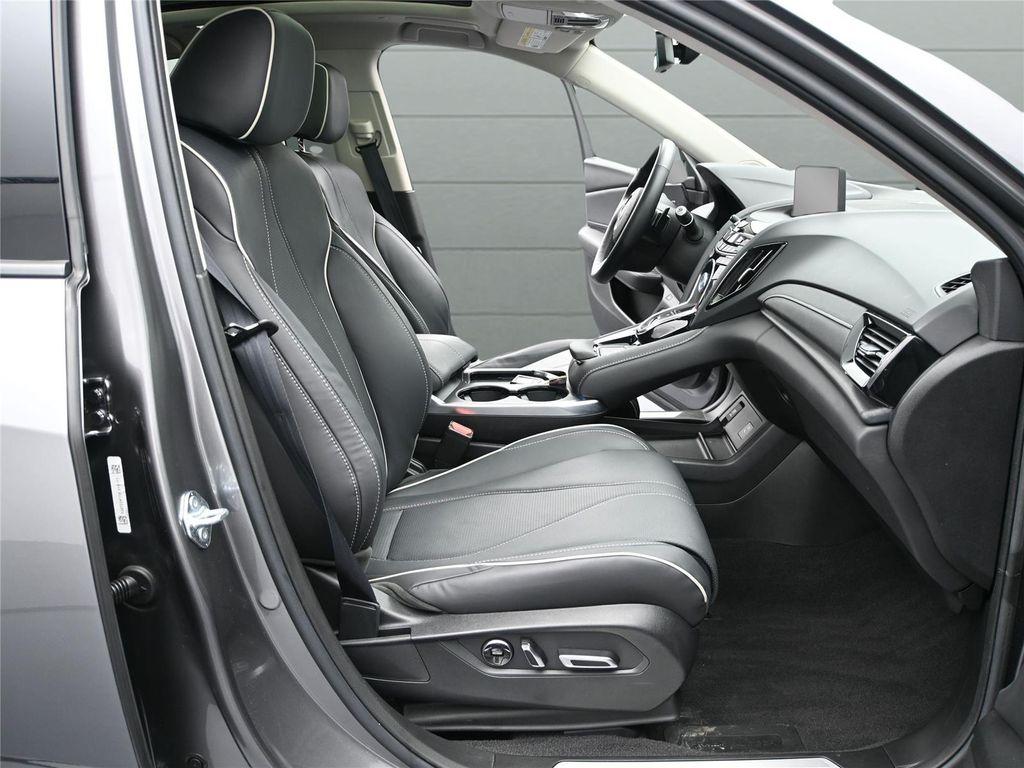 used 2025 Acura RDX car, priced at $44,800