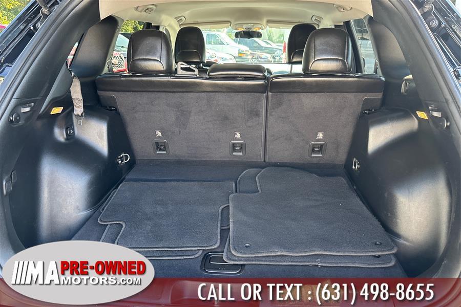 used 2019 Jeep Cherokee car, priced at $11,495