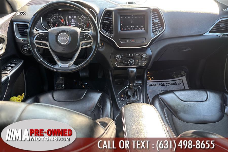 used 2019 Jeep Cherokee car, priced at $11,495