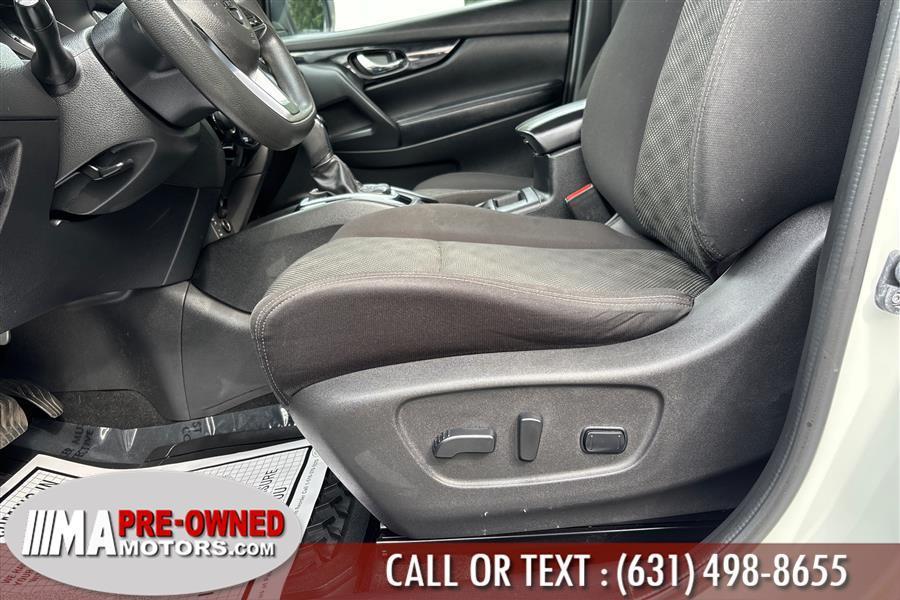 used 2017 Nissan Rogue Sport car, priced at $11,495