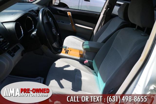 used 2008 Toyota Highlander Hybrid car, priced at $9,995