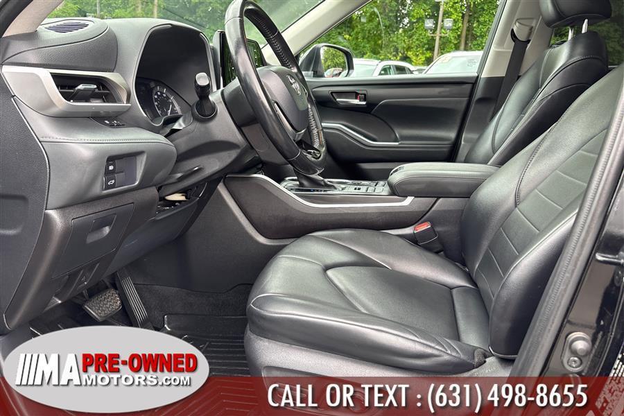 used 2021 Toyota Highlander car, priced at $31,995