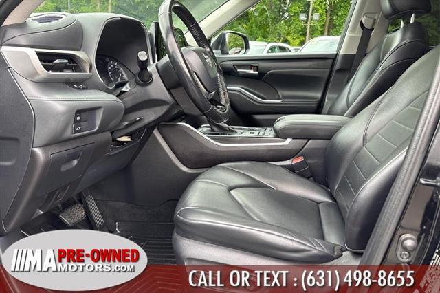 used 2021 Toyota Highlander car, priced at $31,995