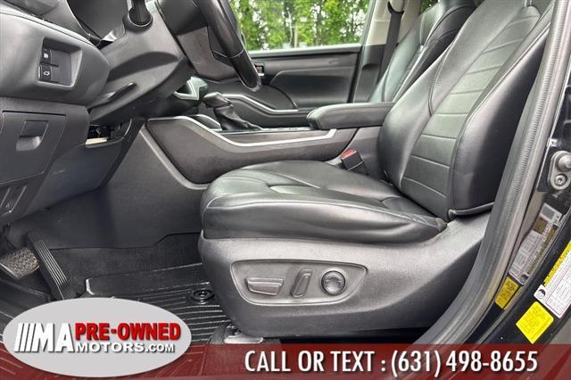 used 2021 Toyota Highlander car, priced at $31,995
