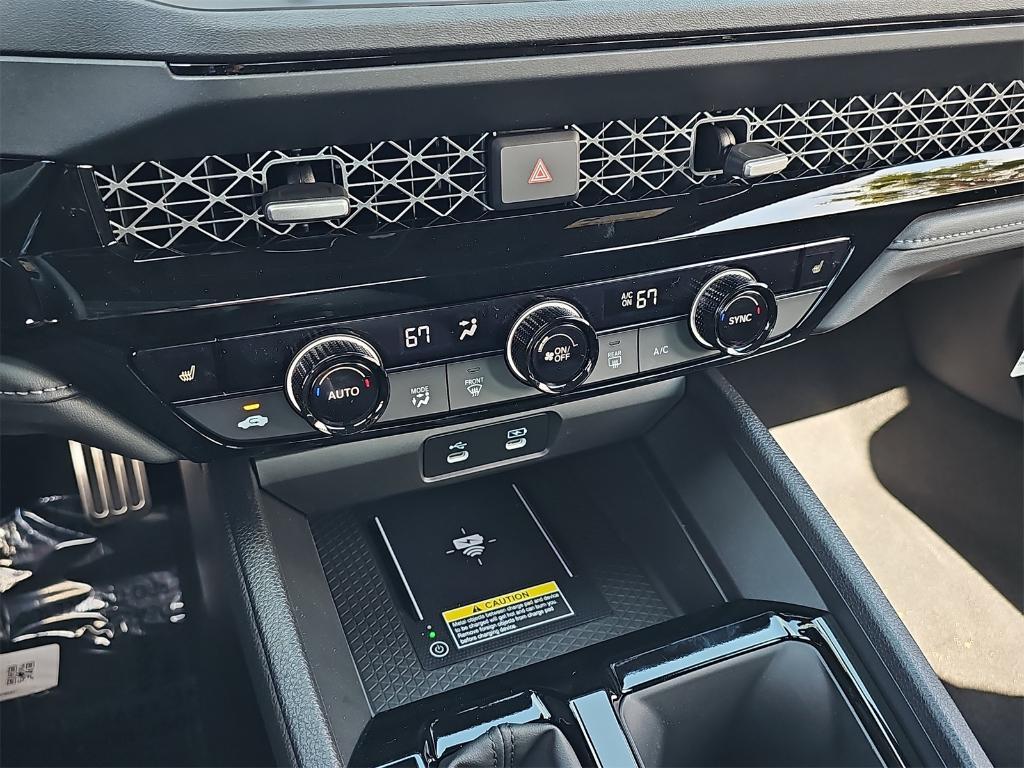 new 2025 Honda Accord Hybrid car, priced at $35,260
