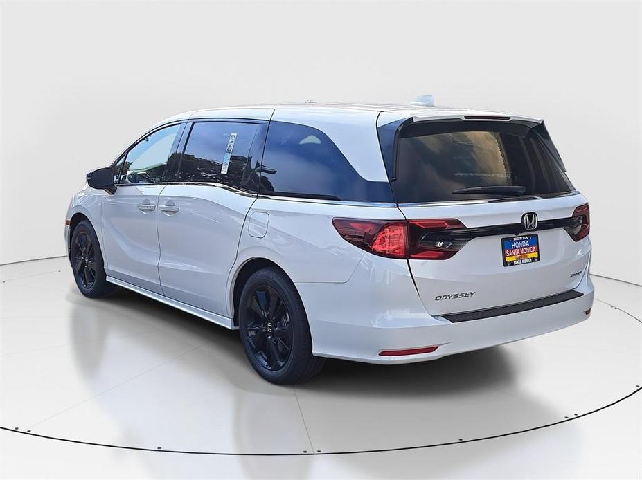 new 2024 Honda Odyssey car, priced at $44,110