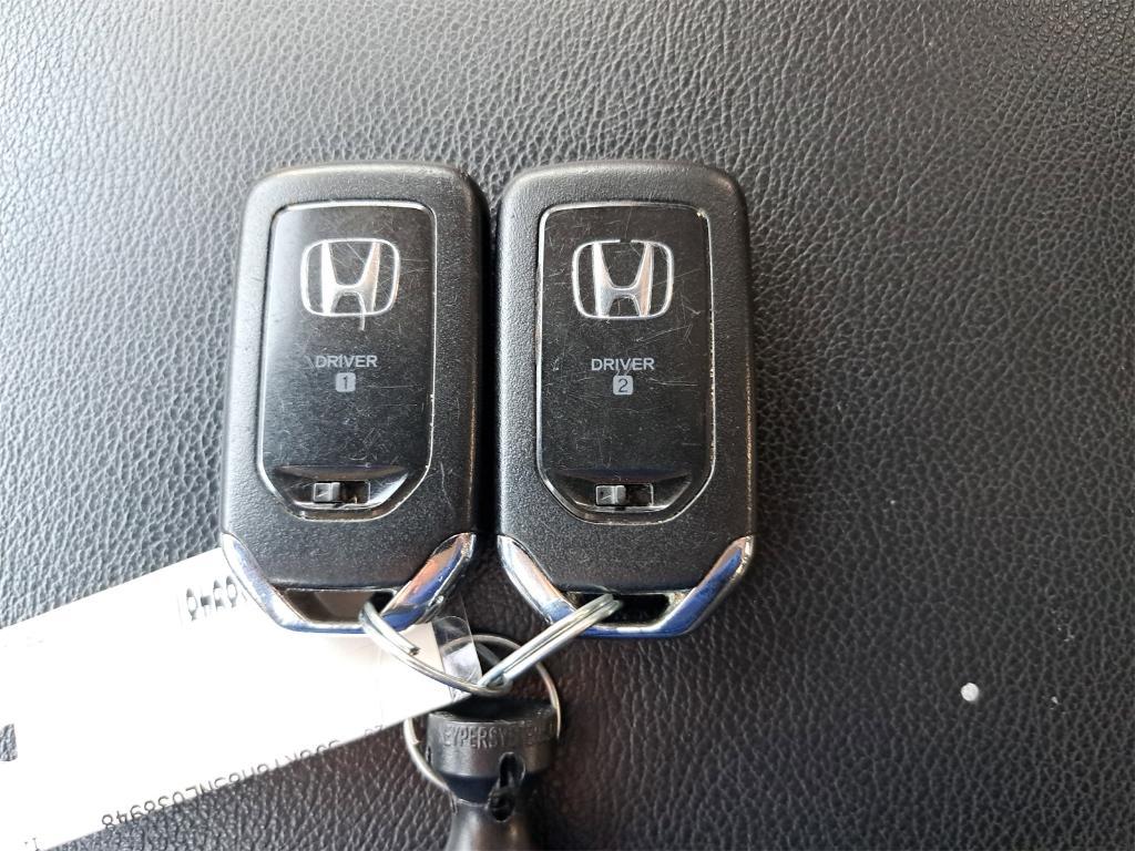 used 2022 Honda CR-V Hybrid car, priced at $29,999