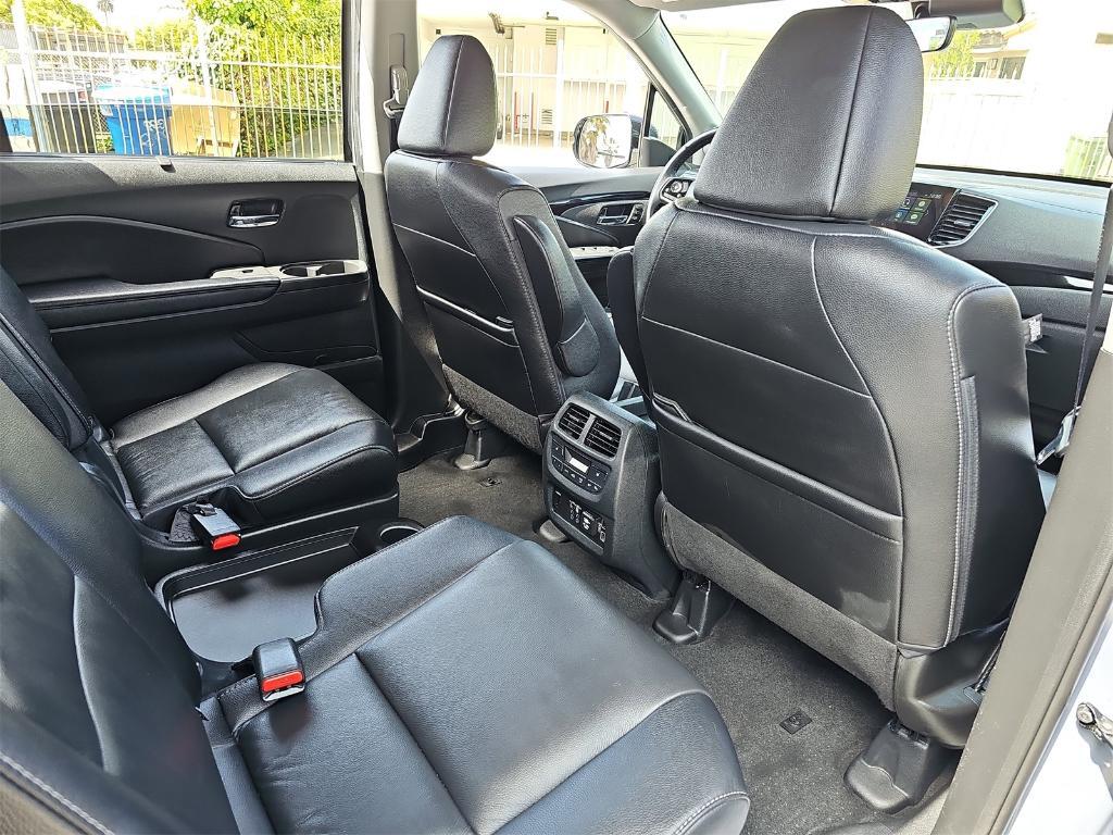 used 2022 Honda Pilot car, priced at $36,000