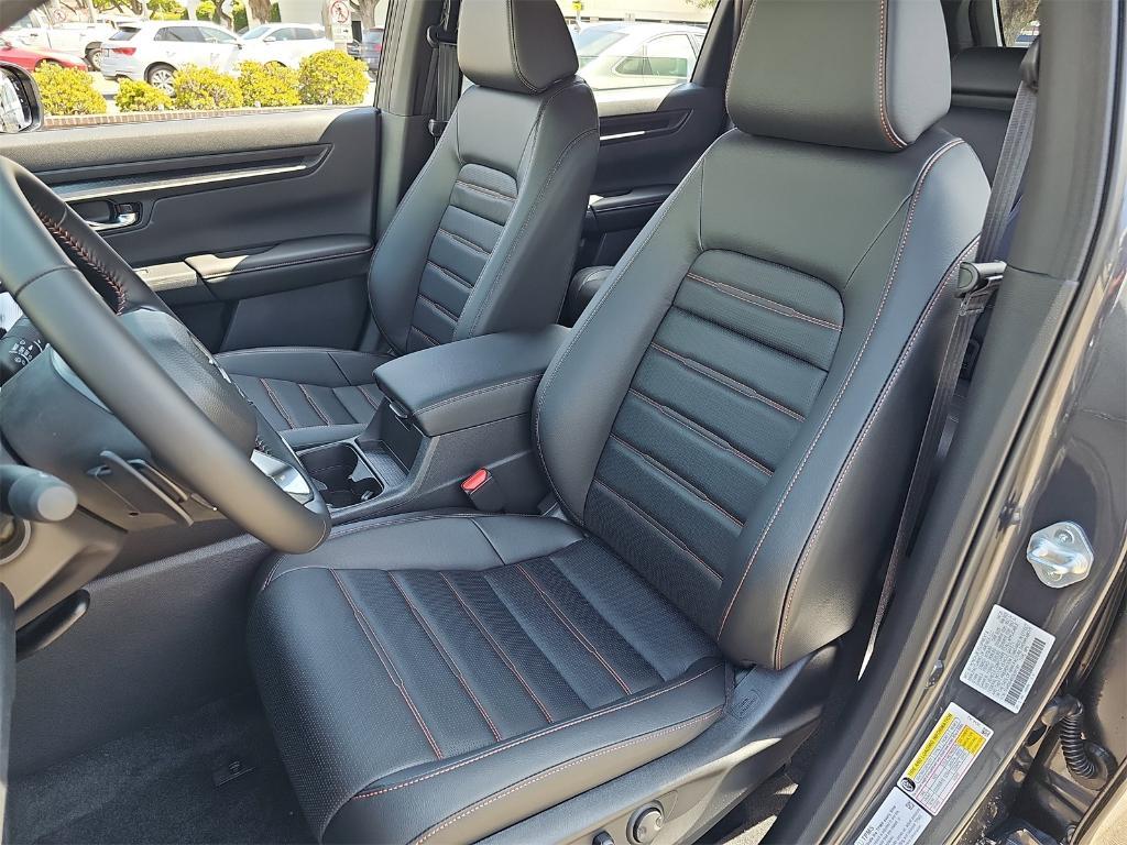 new 2025 Honda CR-V Hybrid car, priced at $40,545