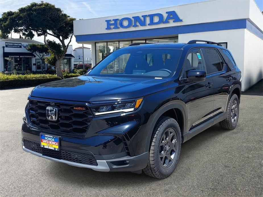 new 2025 Honda Pilot car, priced at $50,495