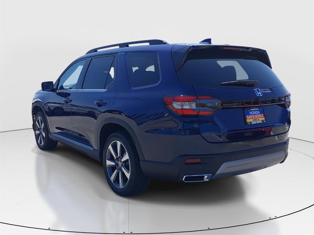 new 2025 Honda Pilot car, priced at $48,950