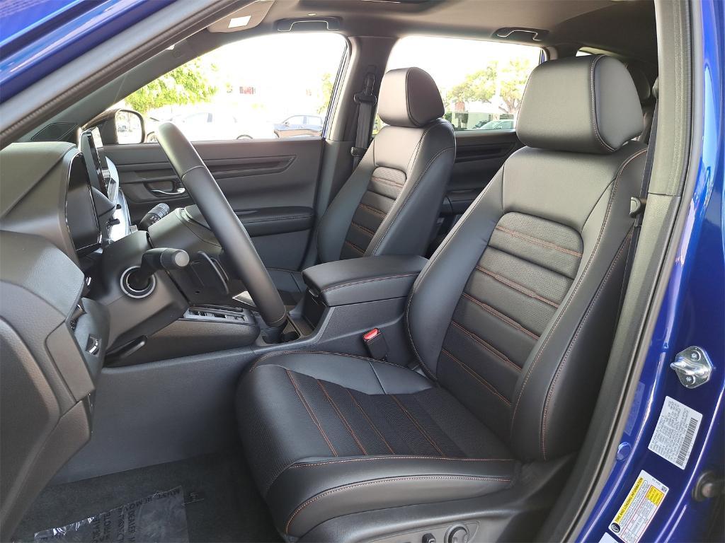 new 2025 Honda CR-V Hybrid car