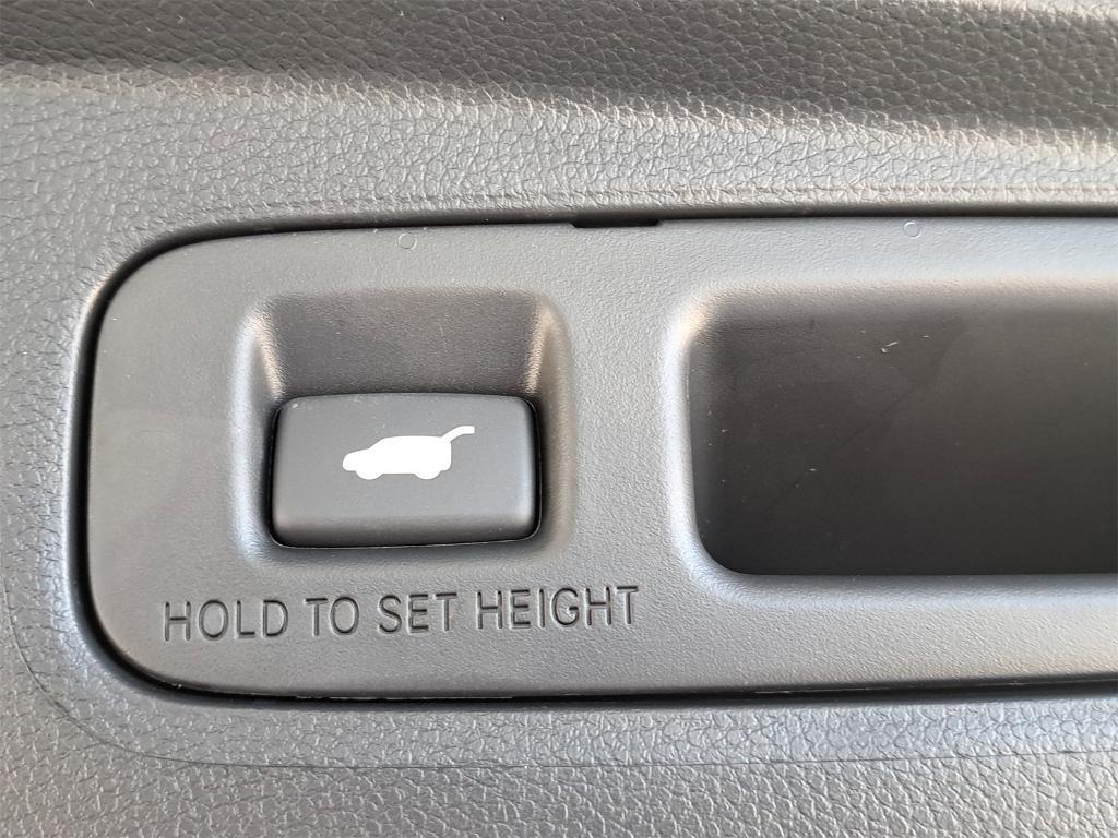 new 2025 Honda CR-V Hybrid car