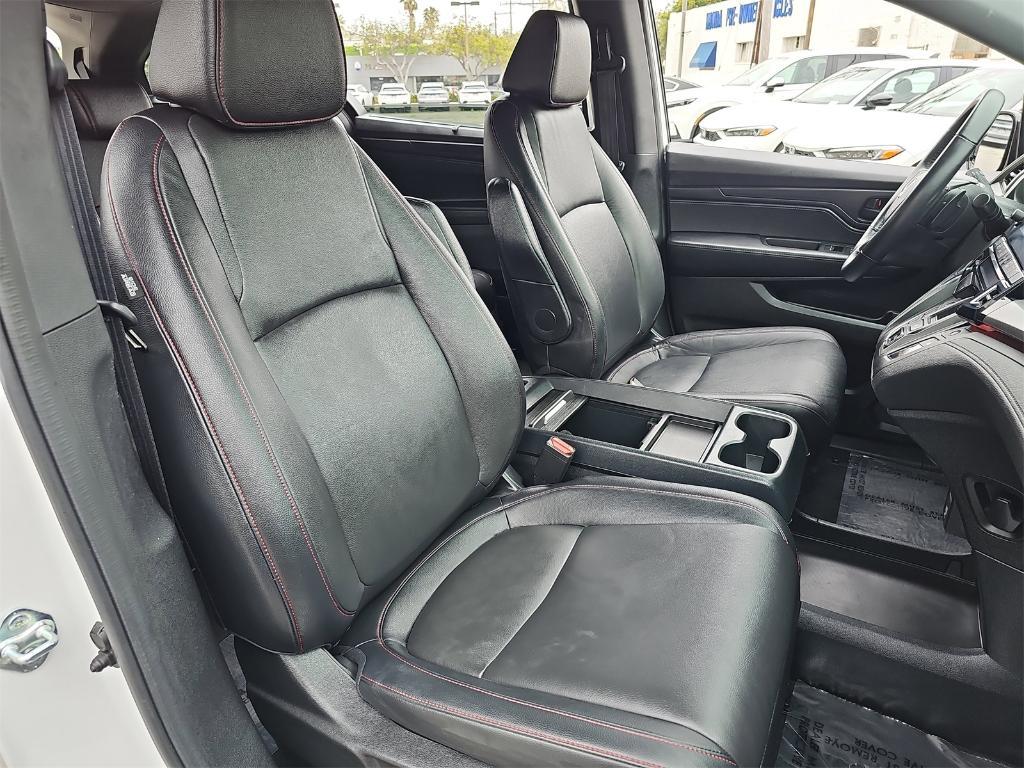 used 2023 Honda Odyssey car, priced at $36,000