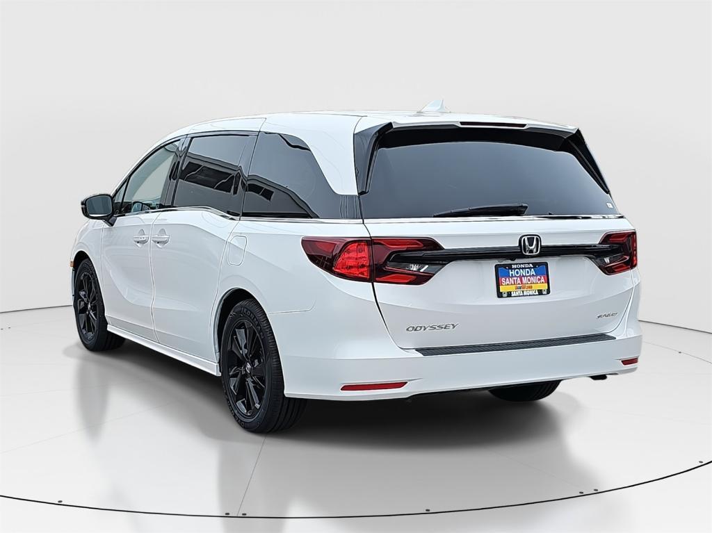 used 2023 Honda Odyssey car, priced at $36,000