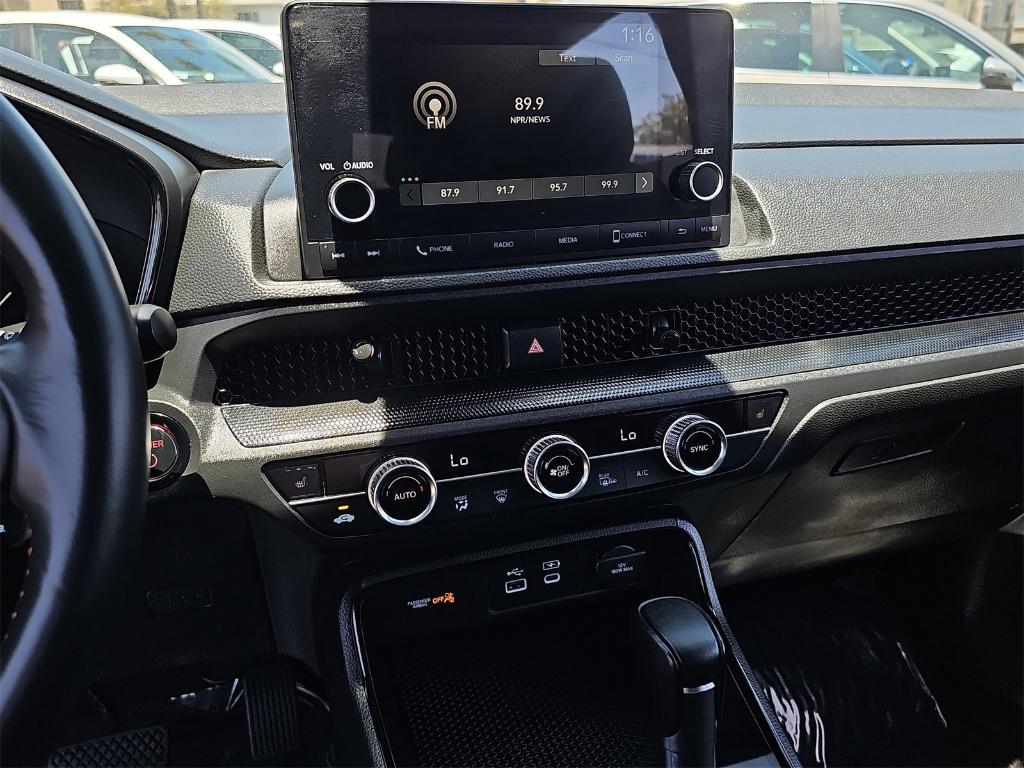used 2023 Honda CR-V Hybrid car, priced at $32,000