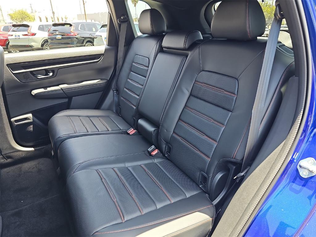 new 2025 Honda CR-V Hybrid car, priced at $39,311
