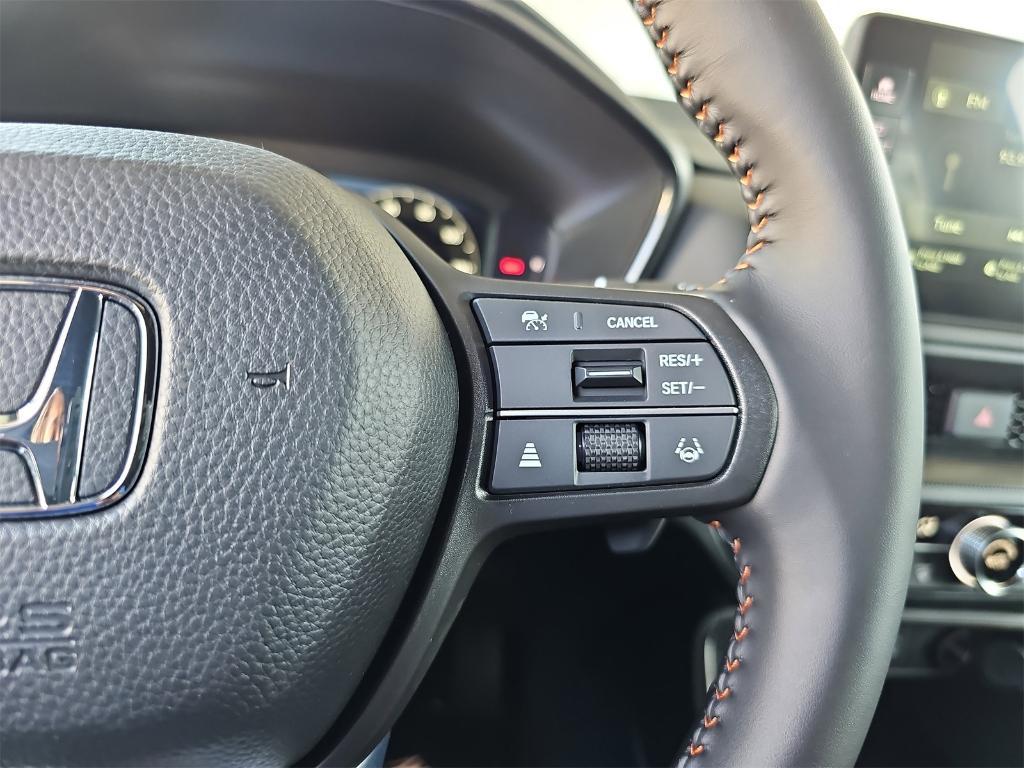 new 2026 Honda CR-V Hybrid car, priced at $40,575
