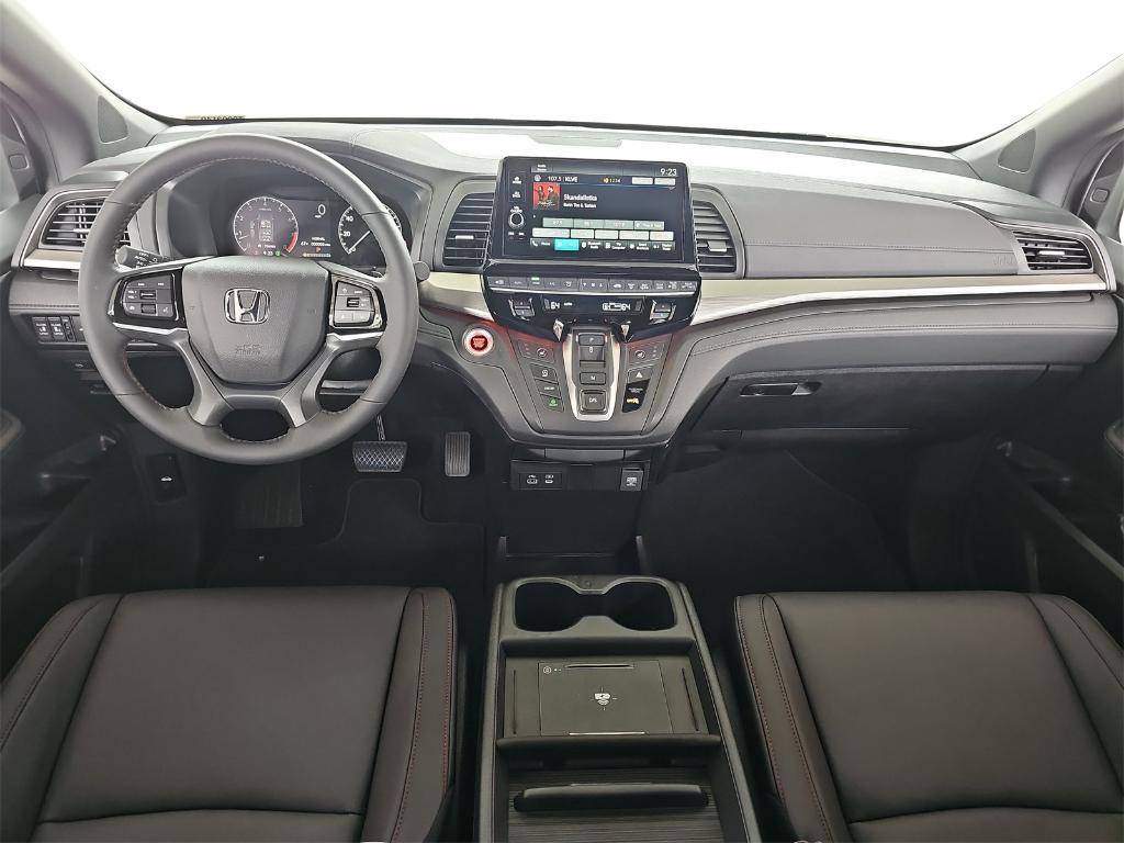 new 2026 Honda Odyssey car, priced at $45,845