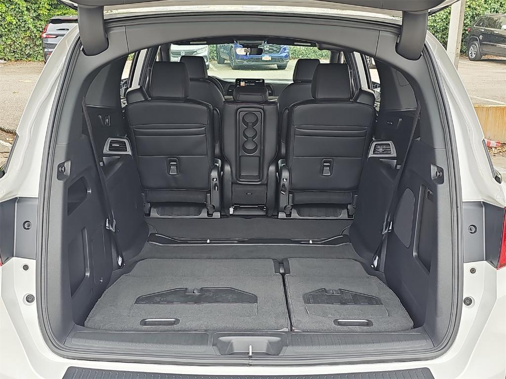 new 2026 Honda Odyssey car, priced at $45,845