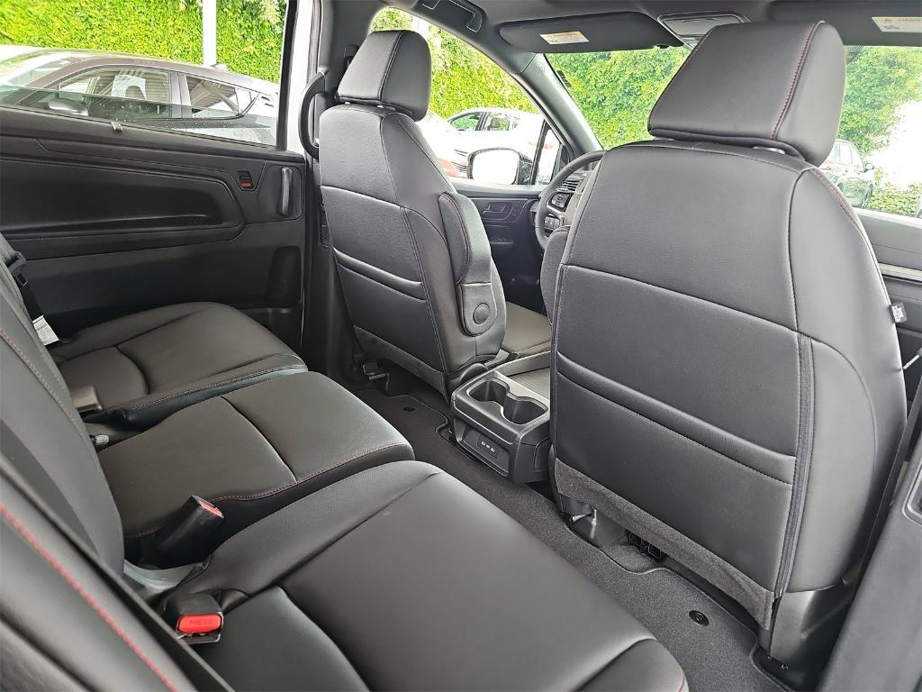new 2026 Honda Odyssey car, priced at $45,845