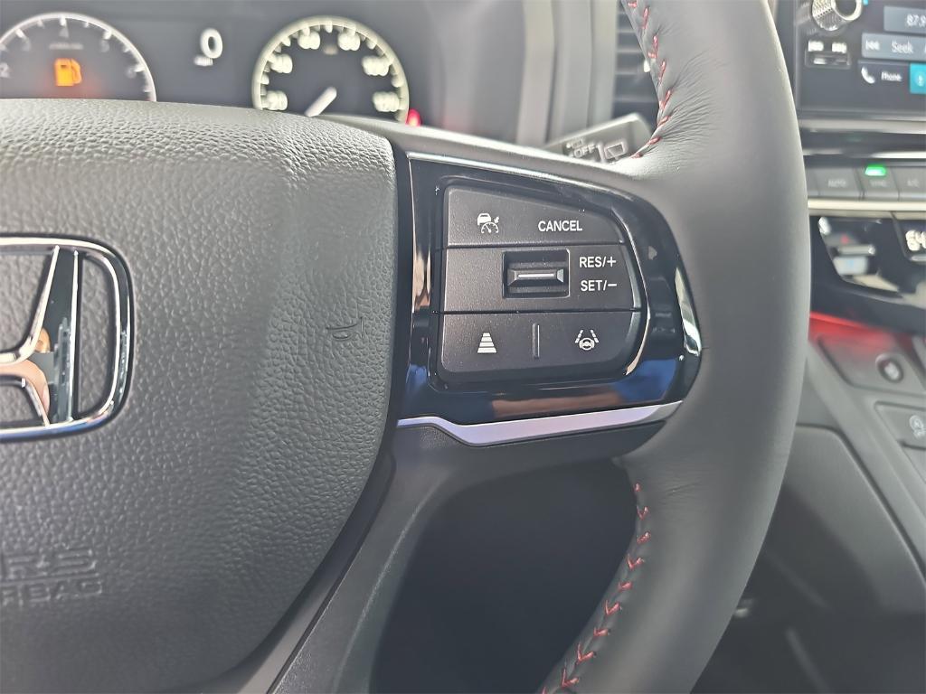 new 2026 Honda Odyssey car, priced at $45,845