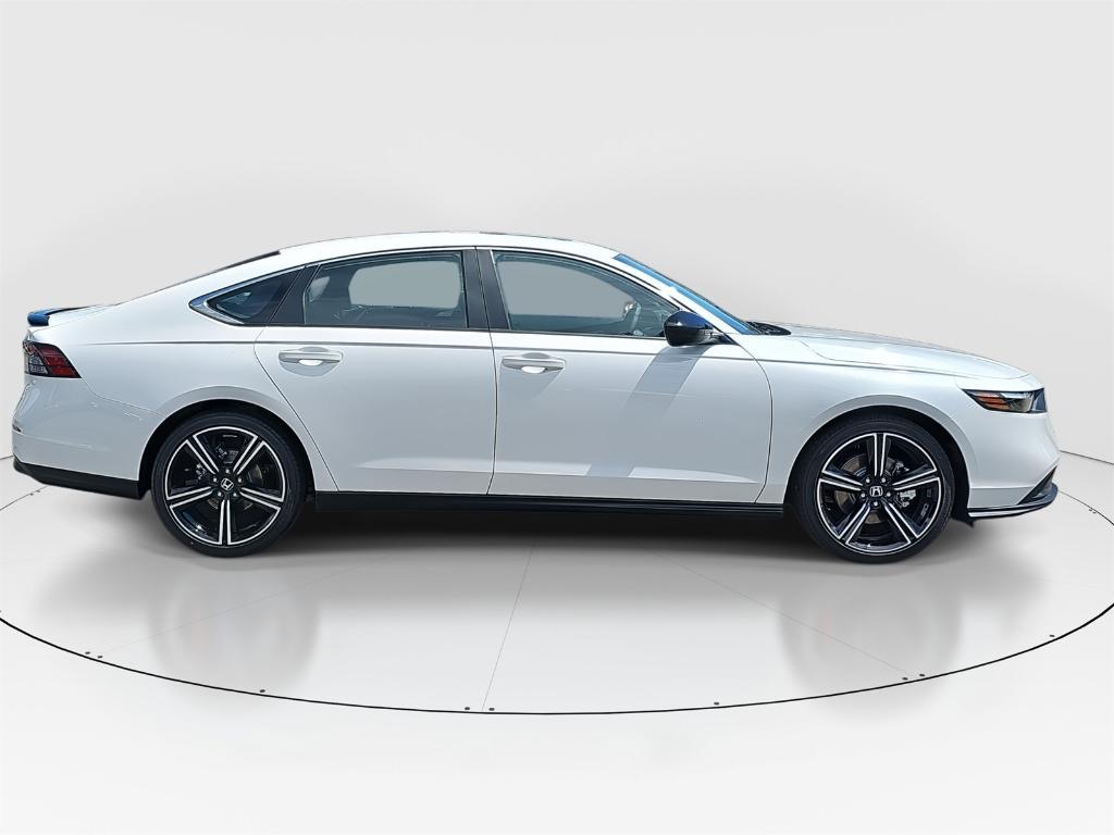 new 2025 Honda Accord Hybrid car, priced at $35,260