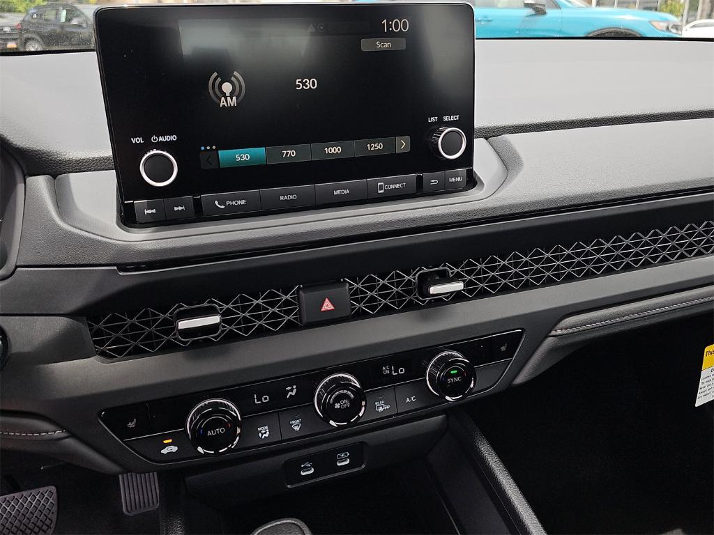 new 2025 Honda Accord car, priced at $30,996