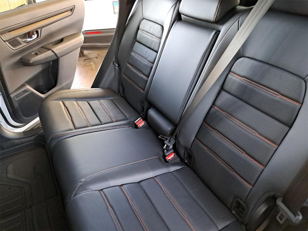 new 2025 Honda CR-V Hybrid car, priced at $41,000