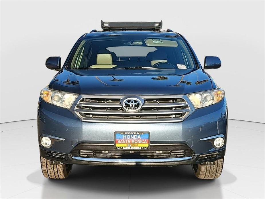 used 2013 Toyota Highlander car, priced at $16,500