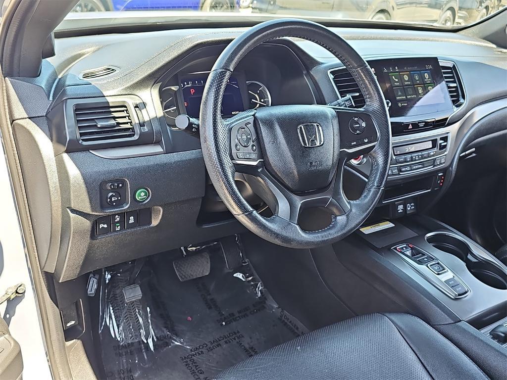 used 2022 Honda Passport car, priced at $29,420