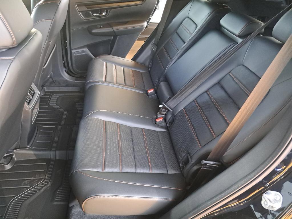 new 2025 Honda CR-V Hybrid car, priced at $38,999