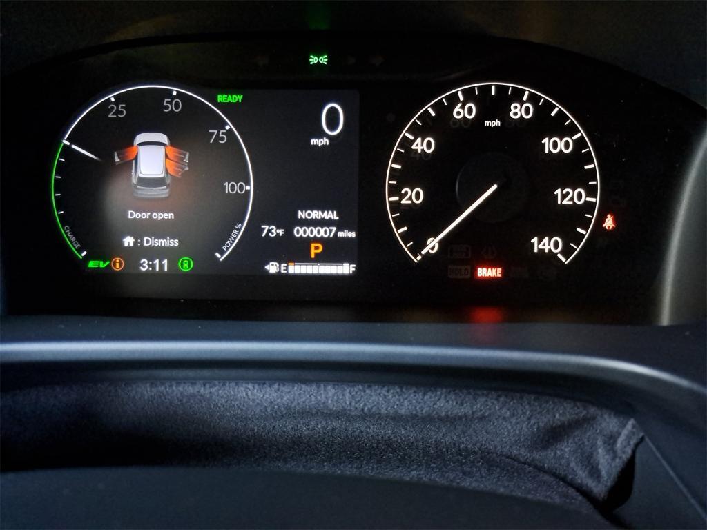 new 2025 Honda CR-V Hybrid car, priced at $38,999