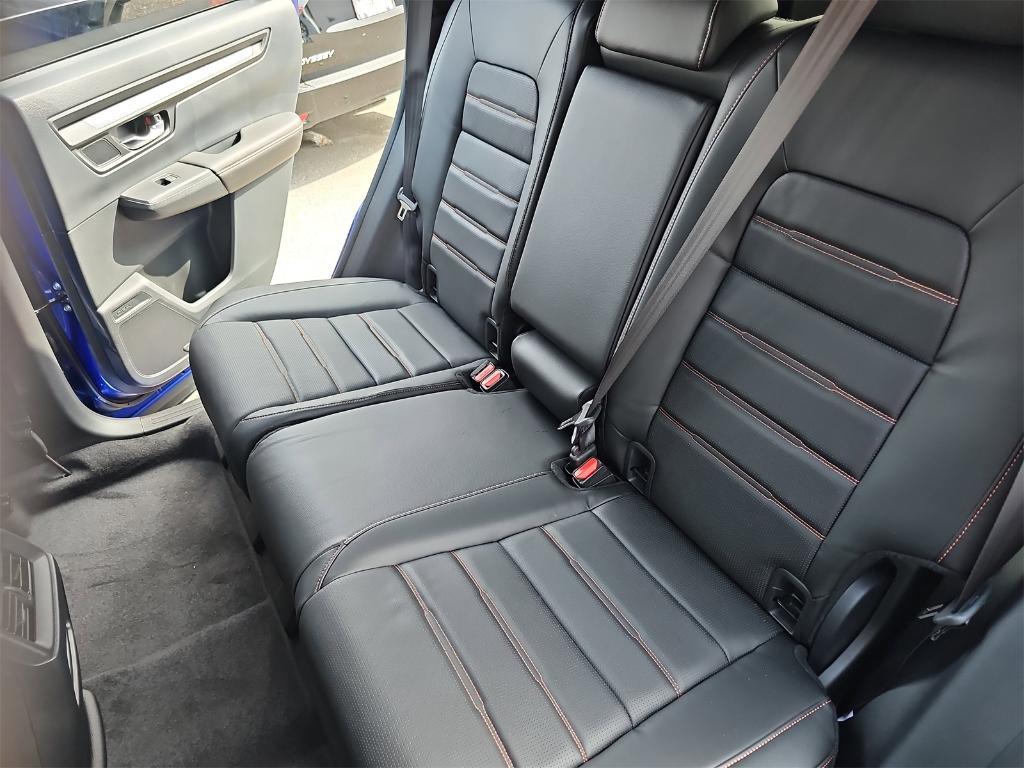 new 2025 Honda CR-V Hybrid car, priced at $37,875