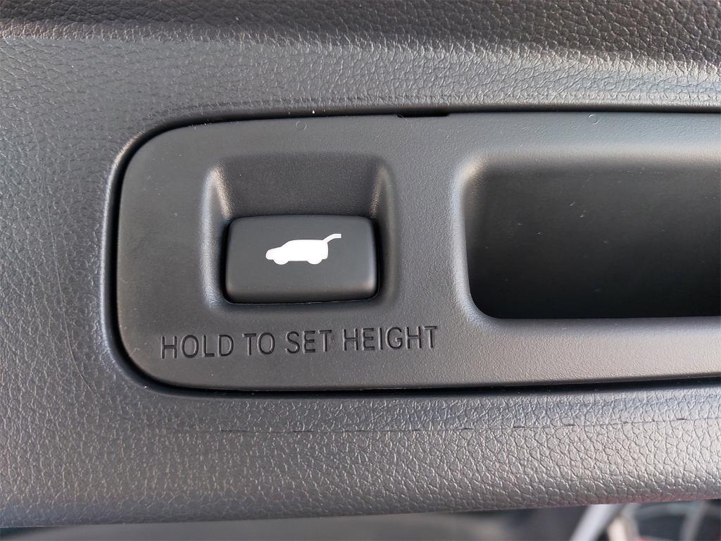 new 2025 Honda CR-V Hybrid car, priced at $39,500