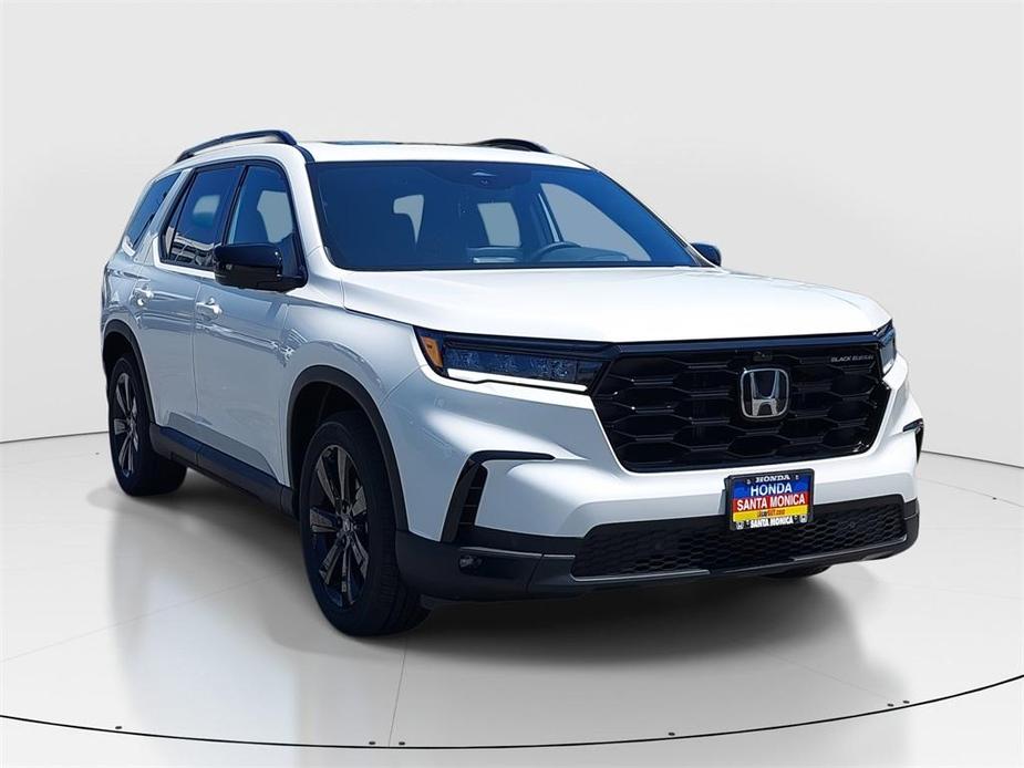 new 2025 Honda Pilot car, priced at $56,130