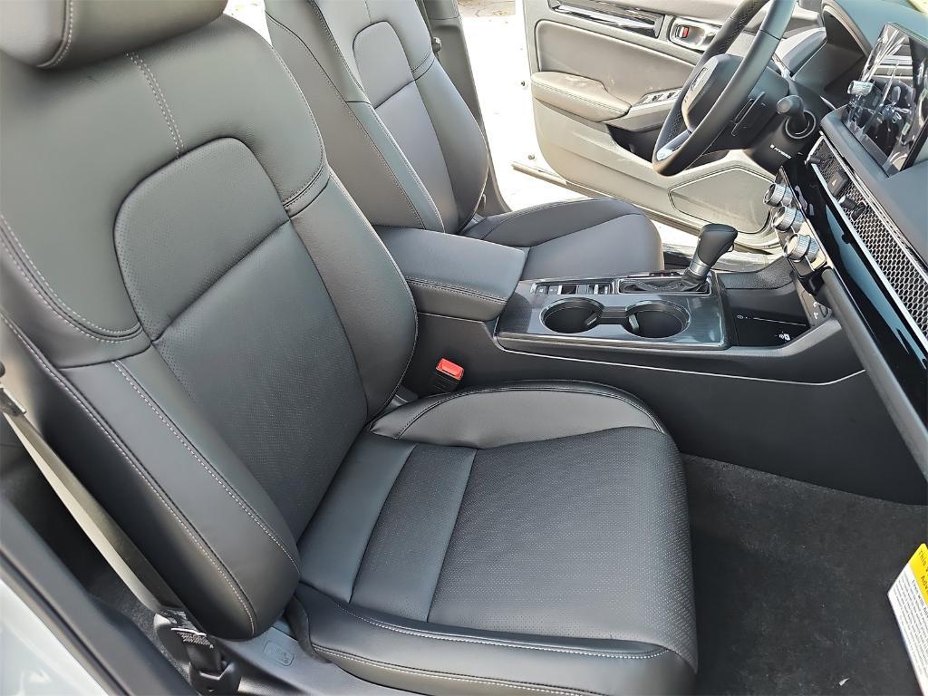 new 2025 Honda Civic Hybrid car, priced at $33,555