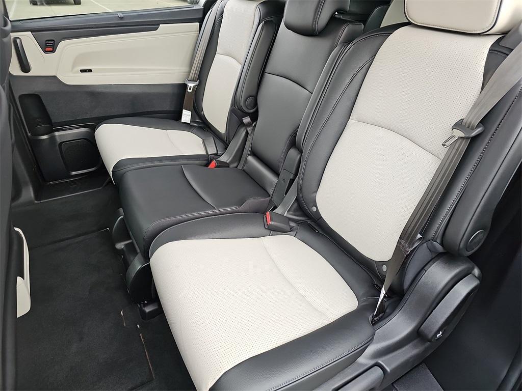 new 2025 Honda Odyssey car, priced at $52,275