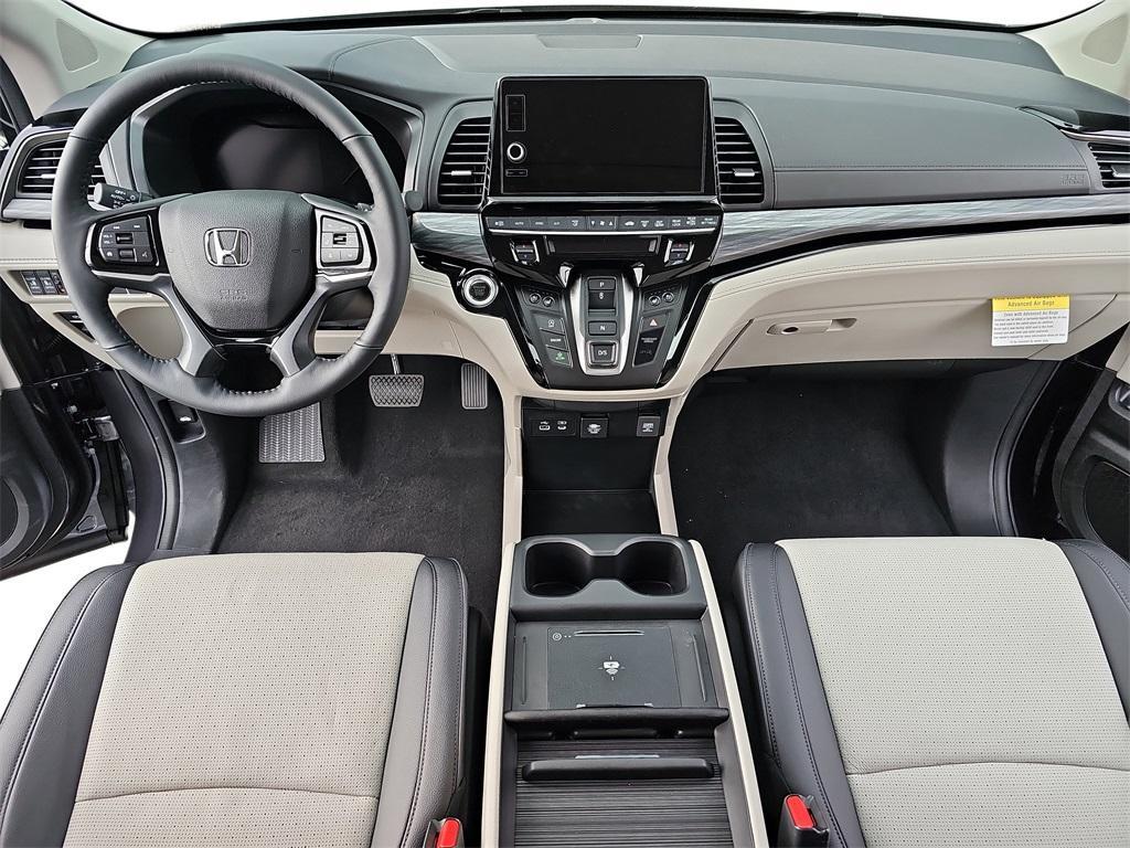 new 2025 Honda Odyssey car, priced at $52,275