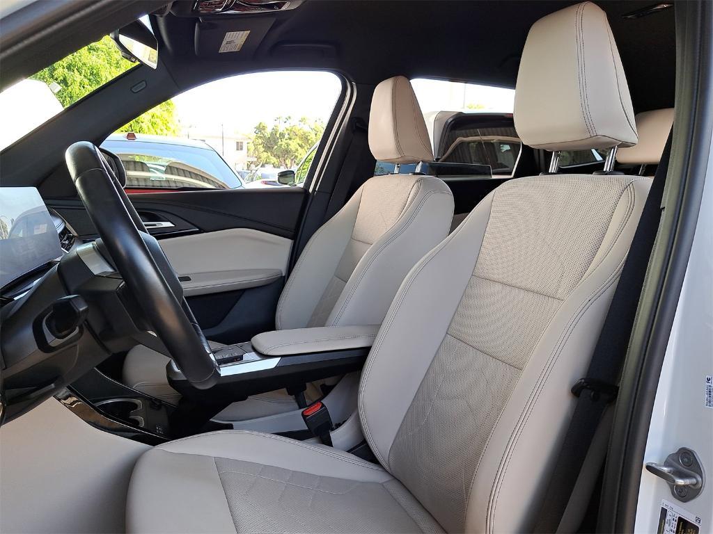 used 2023 BMW X1 car, priced at $32,000