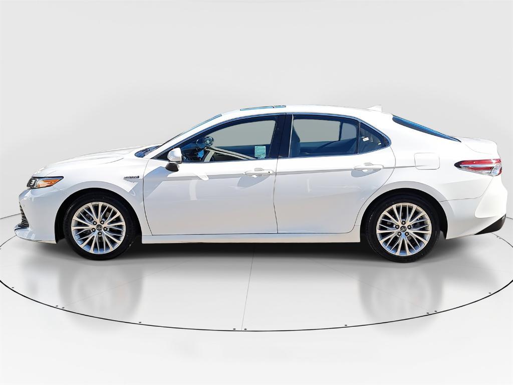 used 2018 Toyota Camry Hybrid car, priced at $22,999