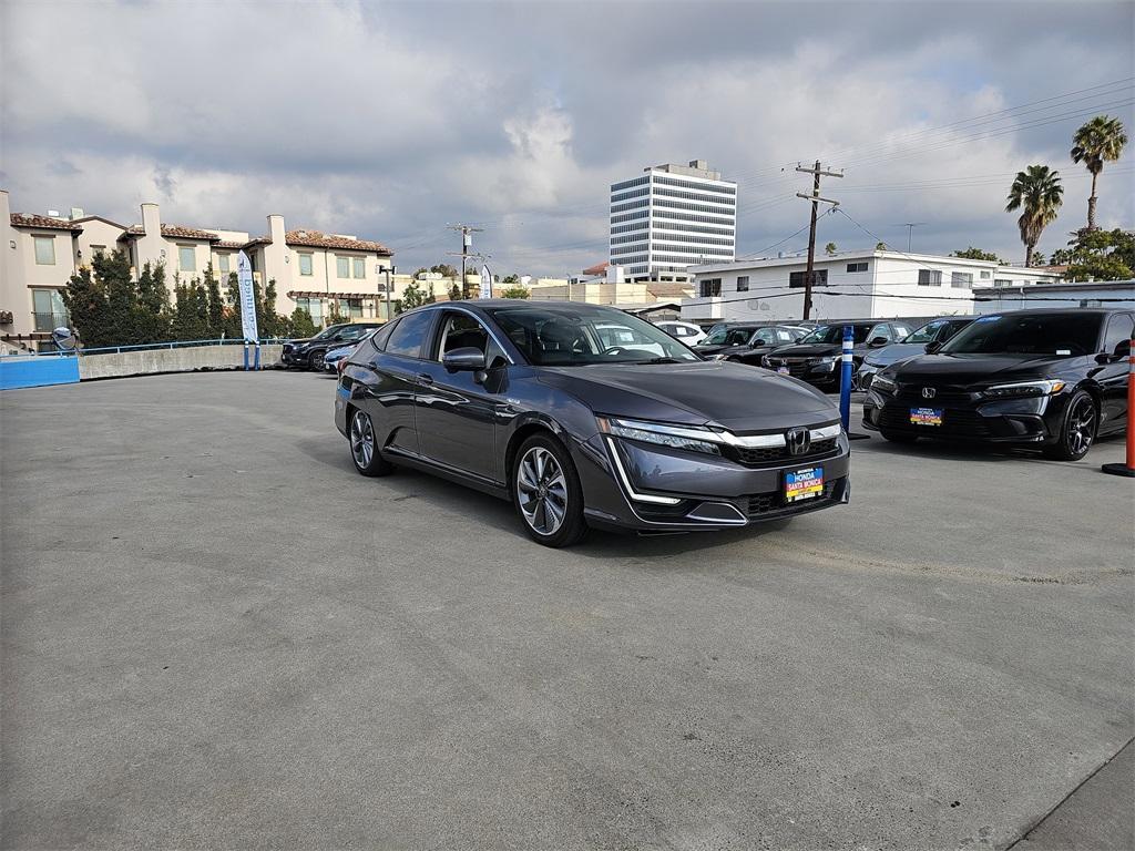 used 2018 Honda Clarity Plug-In Hybrid car, priced at $24,500