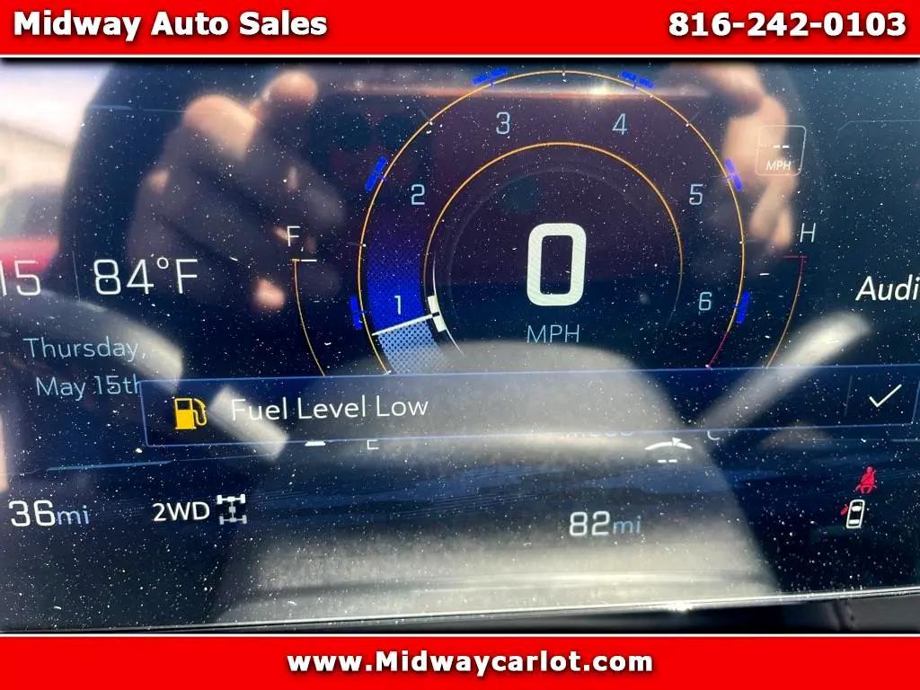 used 2025 Chevrolet Equinox car, priced at $28,850