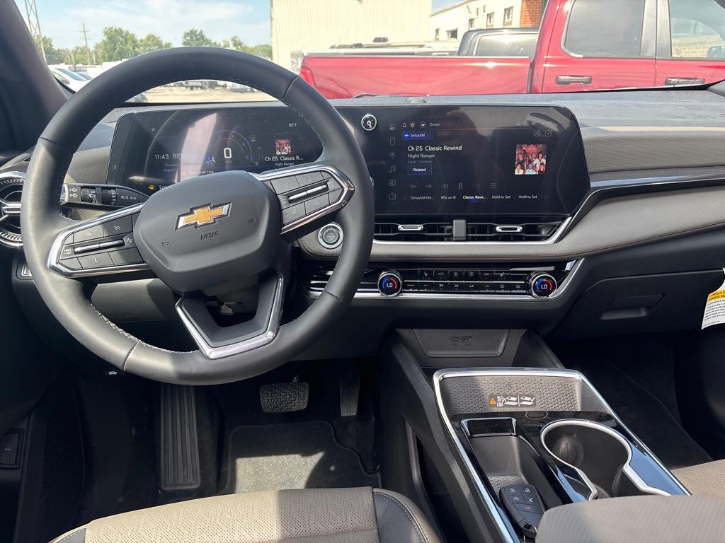 used 2025 Chevrolet Equinox car, priced at $28,850