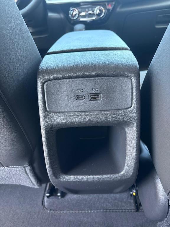 used 2025 Chevrolet Trax car, priced at $18,850