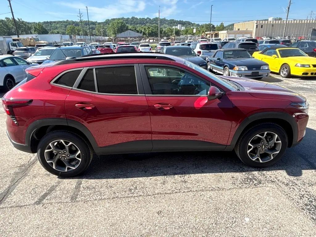 used 2025 Chevrolet Trax car, priced at $20,850